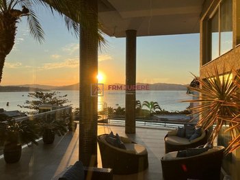 apartment em Rodovia Tertuliano Brito Xavier, Jurerê - Florianópolis - SC