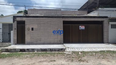 house em Rua Tenente Guimarães, Campo Grande - Recife - PE