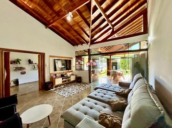 house em Rua Doutor Aníbal Gouvea, Nossa Senhora do Perpétuo Socorro - Pindamonhangaba - SP