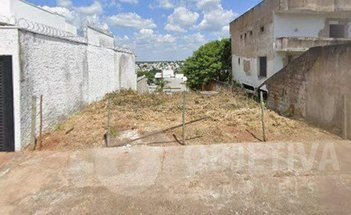 land_lot em Rua das Juritis, Cidade Jardim - Uberlândia - MG