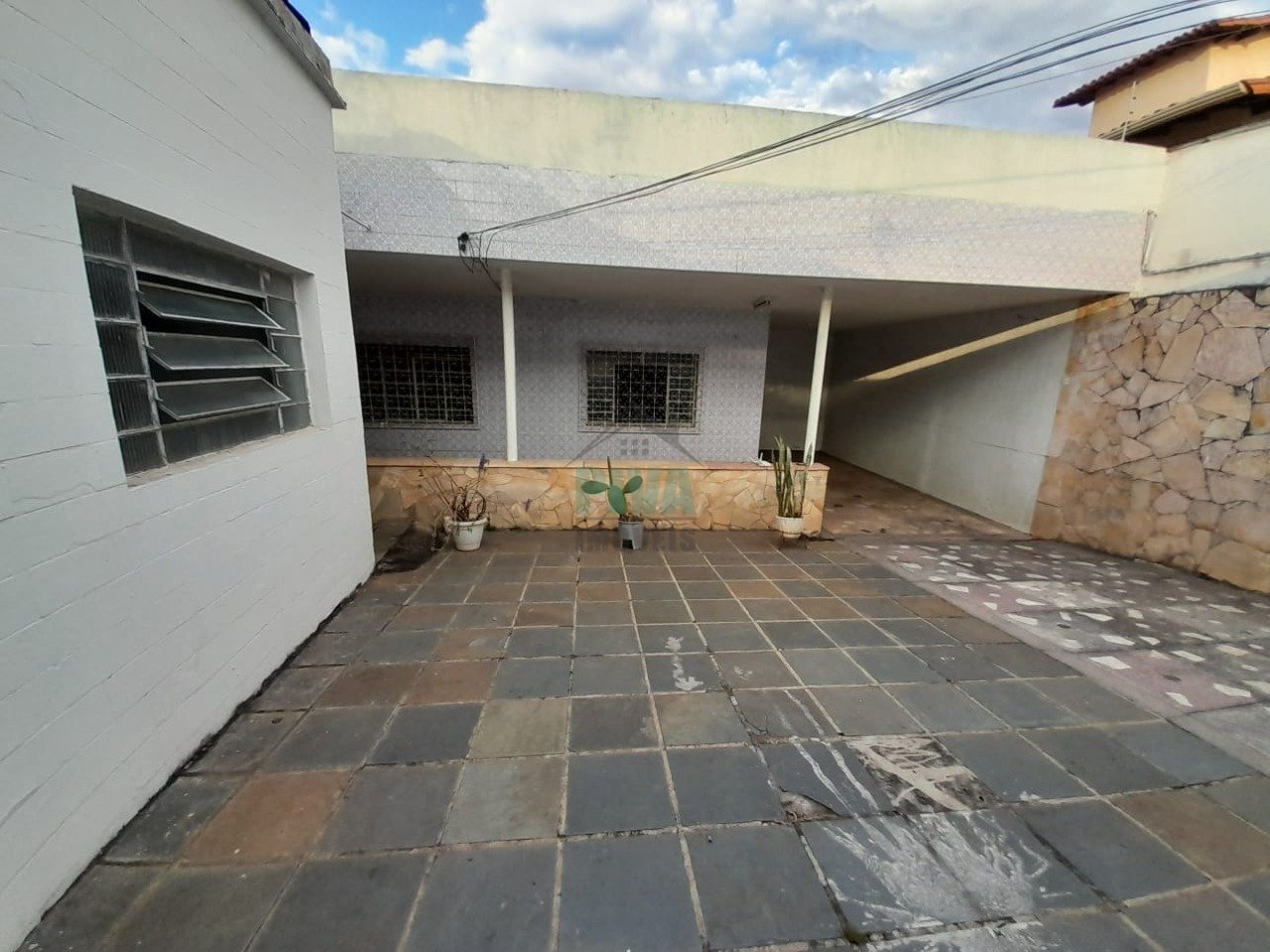 Casa com 3 quartos — Caiçaras, Belo Horizonte