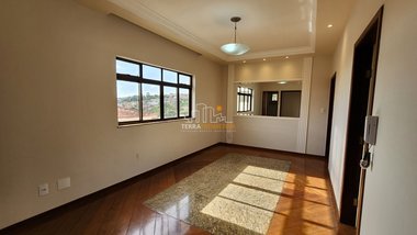 apartment em Rua Treze de Maio, Piumhi - Piumhi - MG