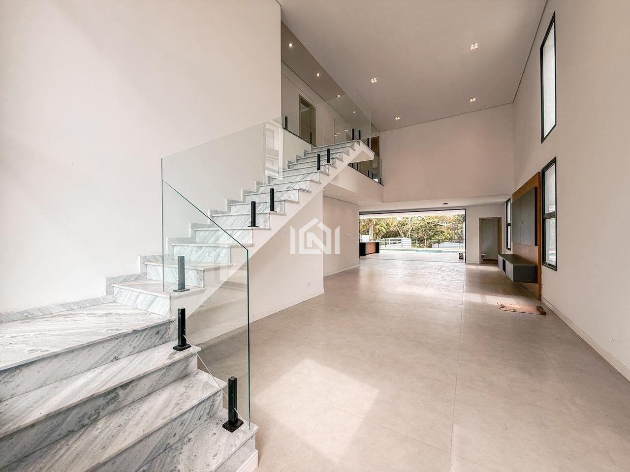 casa a venda no condominio golf village - salas