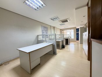 office em Rua Felipe Camarão, Rio Branco - Porto Alegre - RS