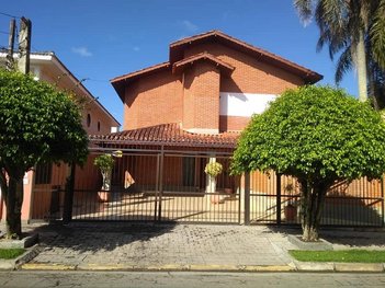 house em Rua Prefeito Juventino Malheiros, Jardim Virgínia - Guarujá - SP