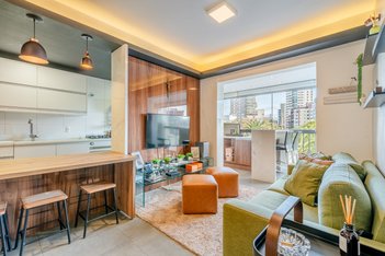 apartment em Avenida Luiz Manoel Gonzaga, Três Figueiras - Porto Alegre - RS