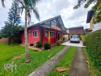 house em Travessa Lagoinha, Lagoa Pequena - Florianópolis - SC