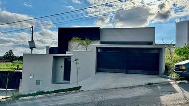 house em Rua Rafael Jesus Germano Costa, Lavras - Lavras - MG