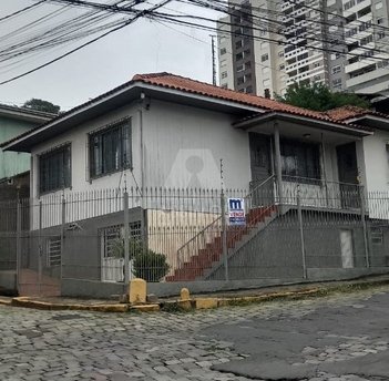 house em Rua Cirilo Ruzzarin, Petrópolis - Caxias do Sul - RS