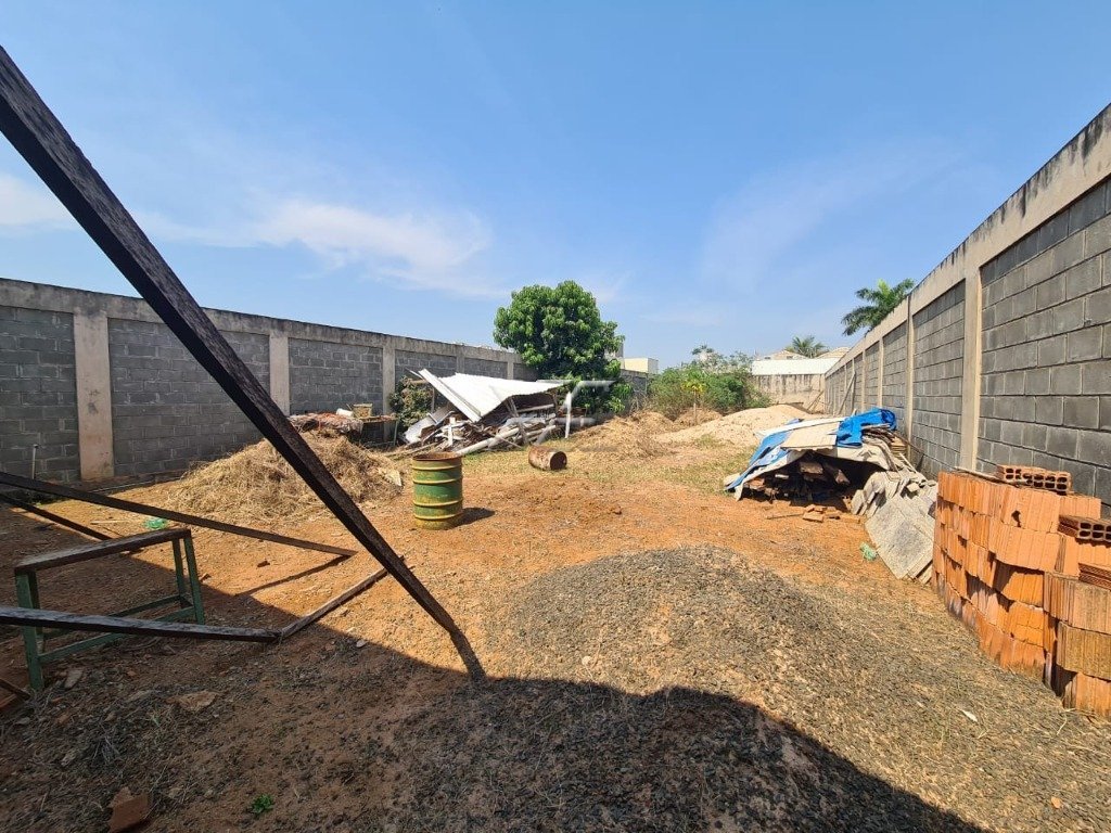 Lote interior