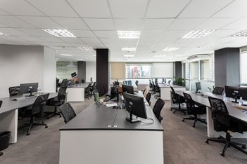 business em Cardeal Arcoverde, Pinheiros - São Paulo - SP