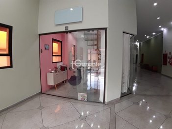 business em Rua Coronel Pedro Penteado, Centro - Serra Negra - SP