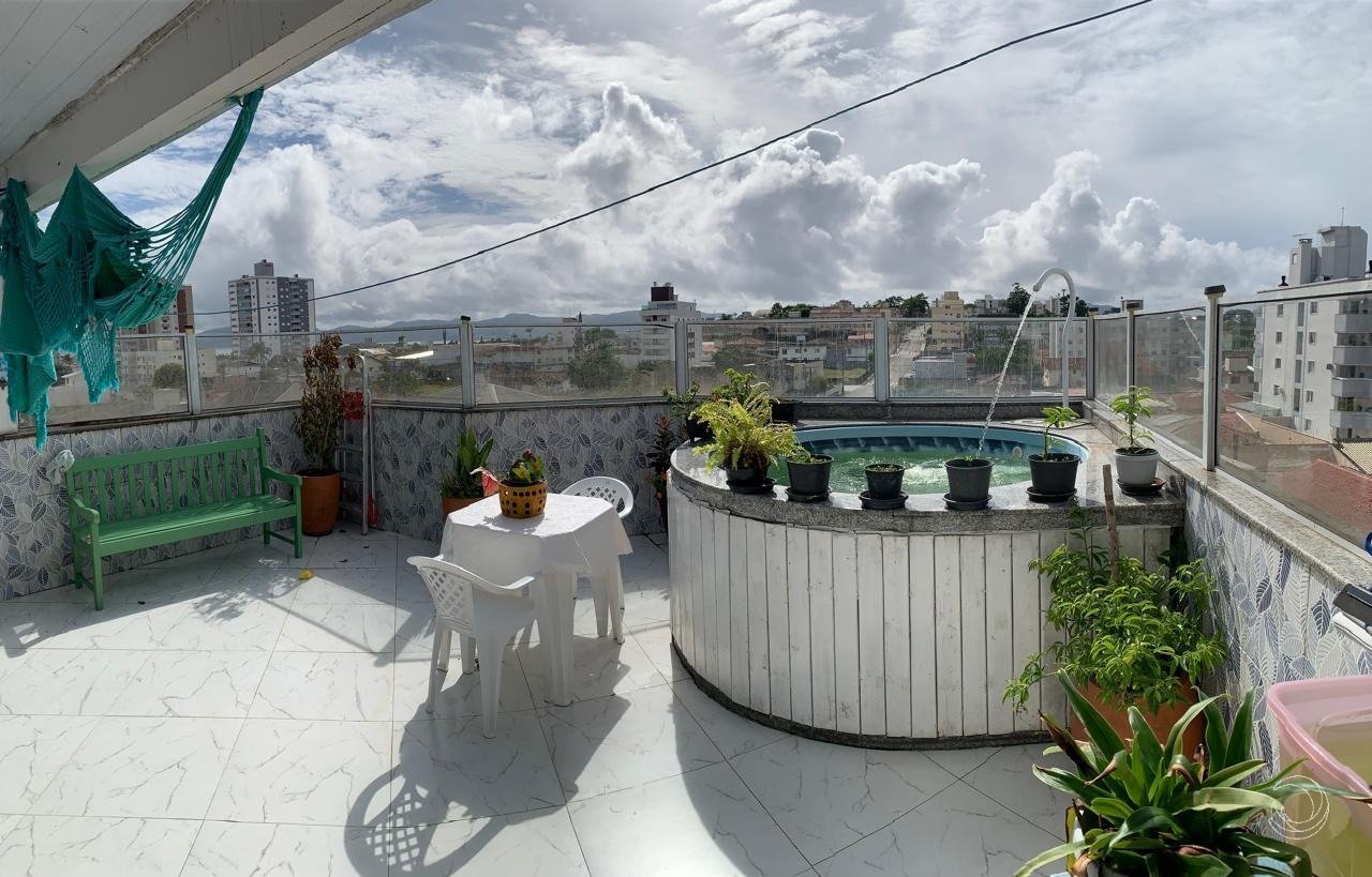 16 patio com Hidromassagem