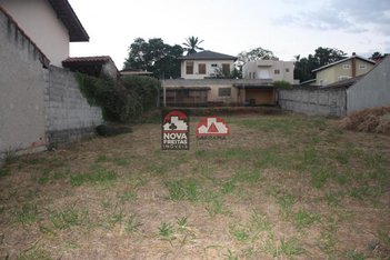 land_lot em Rua Professor Baltazar de Godoy Moreira, Jardim Residencial Doutor Lessa - Pindamonhangaba - SP