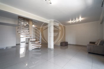 apartment em Rua São Pedro, Cabral - Curitiba - PR