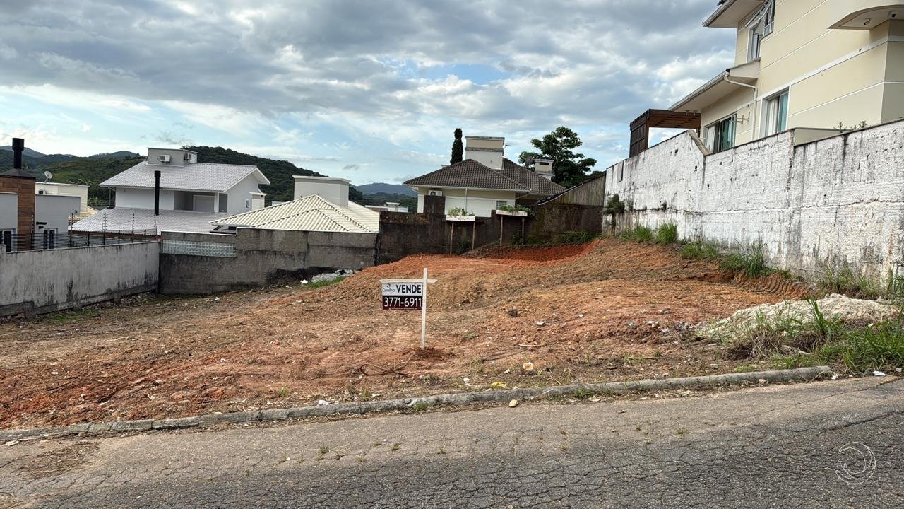 lu placa terreno
