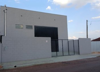 industrial em Rua Santa Eliza, Fraternidade - Londrina - PR