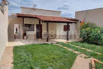 house em Rua da Madeira, Granada - Uberlândia - MG