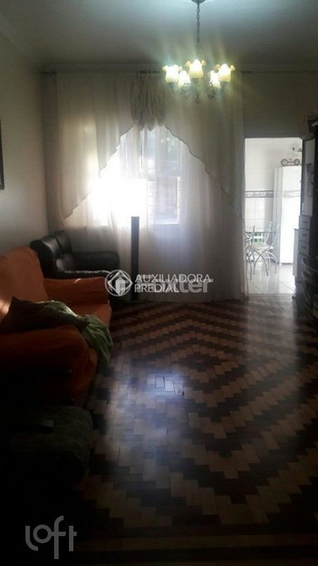 house em Avenida Guilherme Schell, Centro - Canoas - RS