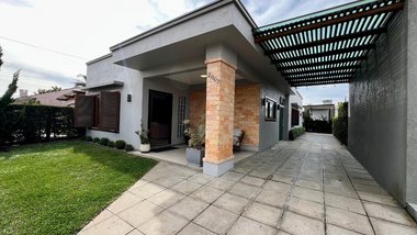 house em Rua Ibirapuitã, Centro - Xangri-Lá - RS