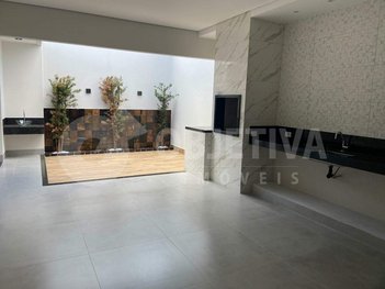 house em Rua Praga, Laranjeiras - Uberlândia - MG