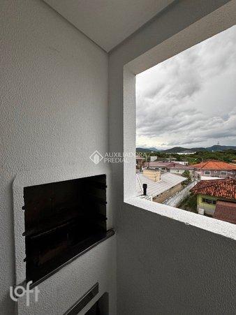 Rua Nelson Floriano Campos - facade07.jpg