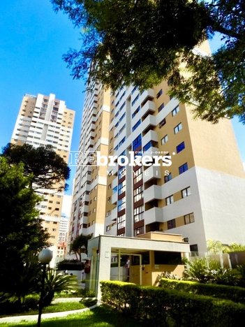 apartment em Avenida Água Verde, Água Verde - Curitiba - PR
