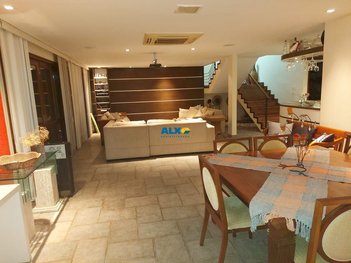 house em Avenida Central Ewerton Xavier, Itaipu - Niterói - RJ