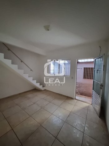 house em Rua Ângelo Herculano Teixeira da Silva, Jardim Santo Antônio - São Paulo - SP