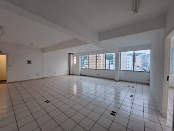 commercial_property em Saldanha Marinho, Centro - Florianópolis - SC