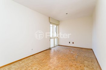 apartment em Rua Itapeva, Passo da Areia - Porto Alegre - RS