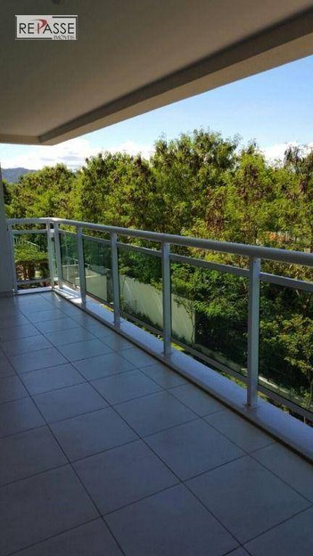 apartment em Rua Coronel Aviador Antônio Arthur Braga, Barra da Tijuca - Rio de Janeiro - RJ