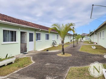 house em Rua Benedito de Oliveira Luz, Umuarama - Itanhaém - SP