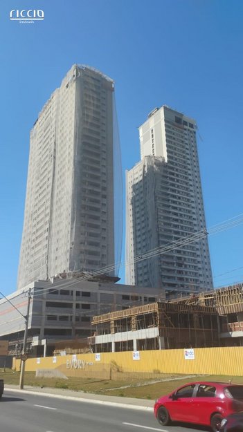 apartment em Avenida Major Miguel Naked, Jardim das Colinas - São José dos Campos - SP