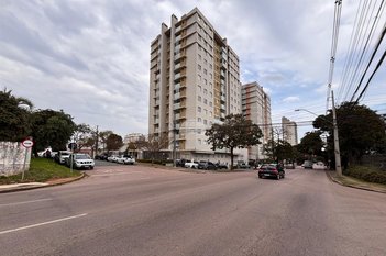 apartment em Rua Domingos Gabardo, Capão Raso - Curitiba - PR