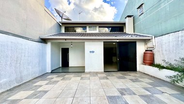 house em Rua Cabo Cornélio de Souza Martins, Uberaba - Curitiba - PR