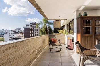 apartment em Rua Pedro Chaves Barcelos, Mont Serrat - Porto Alegre - RS