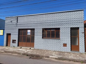 house em Rua Doutor Wenceslau Braz, Centro - Varginha - MG