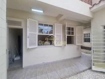 house em Rua Quarenta e Seis, Vila Santa Cecília - Volta Redonda - RJ