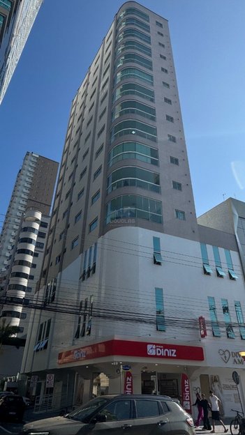 apartment em Rua 224, Meia Praia - Itapema - SC