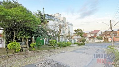 house em Rua Paulino Chaves, Santo Antônio - Porto Alegre - RS