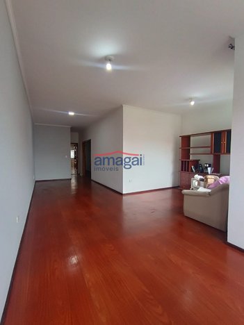 house em Avenida Dom Pedro I, Parque dos Príncipes - Jacareí - SP