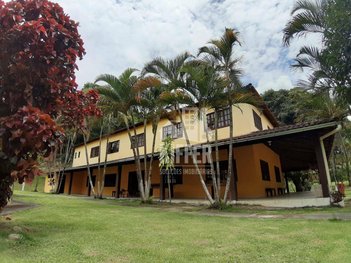 commercial_property em Estrada Gleba Colegio, Papucaia - Cachoeiras de Macacu - RJ