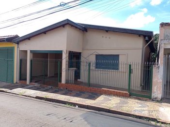 house em Rua Capitão Maneco, Centro - Pirassununga - SP