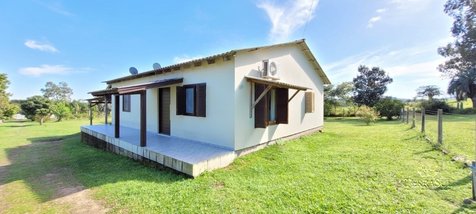 agricultural em Estrada para Itapuan, Lami - Porto Alegre - RS