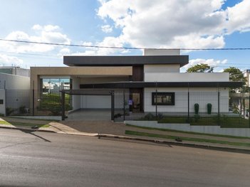 house em Rua Pioneiro Lázaro Claro da Silva, Jardim Higienópolis - Maringá - PR