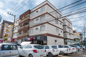 apartment em Avenida Marcolino Martins Cabral, Vila Moema - Tubarão - SC