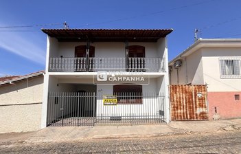 house em Rua Américo Lobo, Centro - Campanha - MG