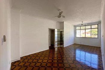apartment em Rua das Laranjeiras, Laranjeiras - Rio de Janeiro - RJ