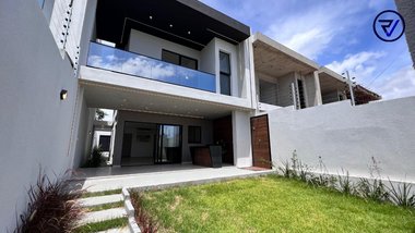 house em Rua Santa Marta, Precabura - Eusébio - CE